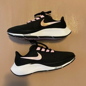 Nike Zoom Pegasus 37 Running Shoe